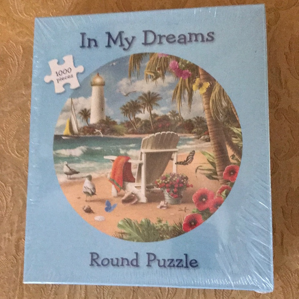 Round Puzzle 1000 Pieces NIB